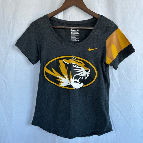 Nike Tops - Nike Women's Black and Gold Graphic Tee